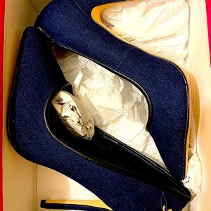 I’m selling blue jean heel boots. Brand New! Never been worn.